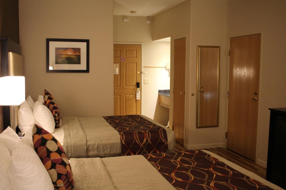 Best Western Plus Des Moines West Inn & Suites Clive Exteriér fotografie