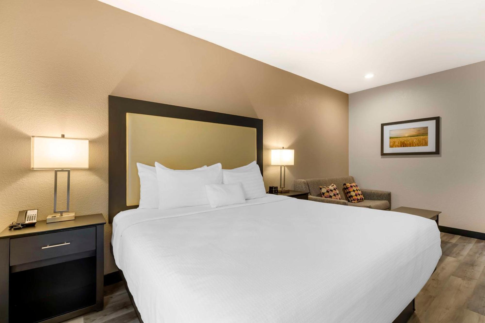 Best Western Plus Des Moines West Inn & Suites Clive Exteriér fotografie