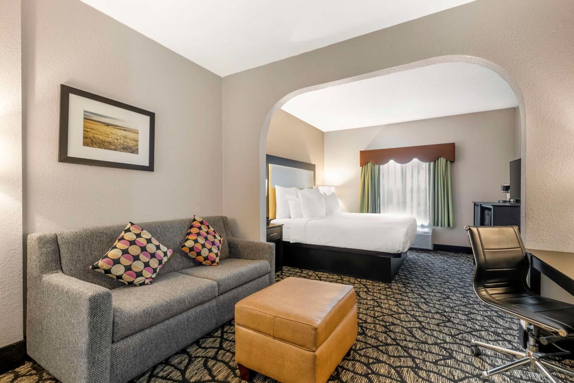 Best Western Plus Des Moines West Inn & Suites Clive Exteriér fotografie