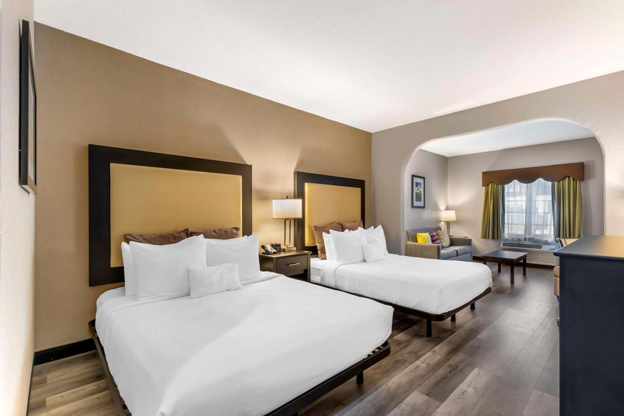 Best Western Plus Des Moines West Inn & Suites Clive Exteriér fotografie