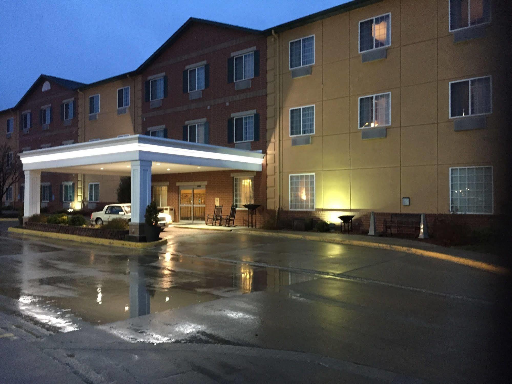 Best Western Plus Des Moines West Inn & Suites Clive Exteriér fotografie
